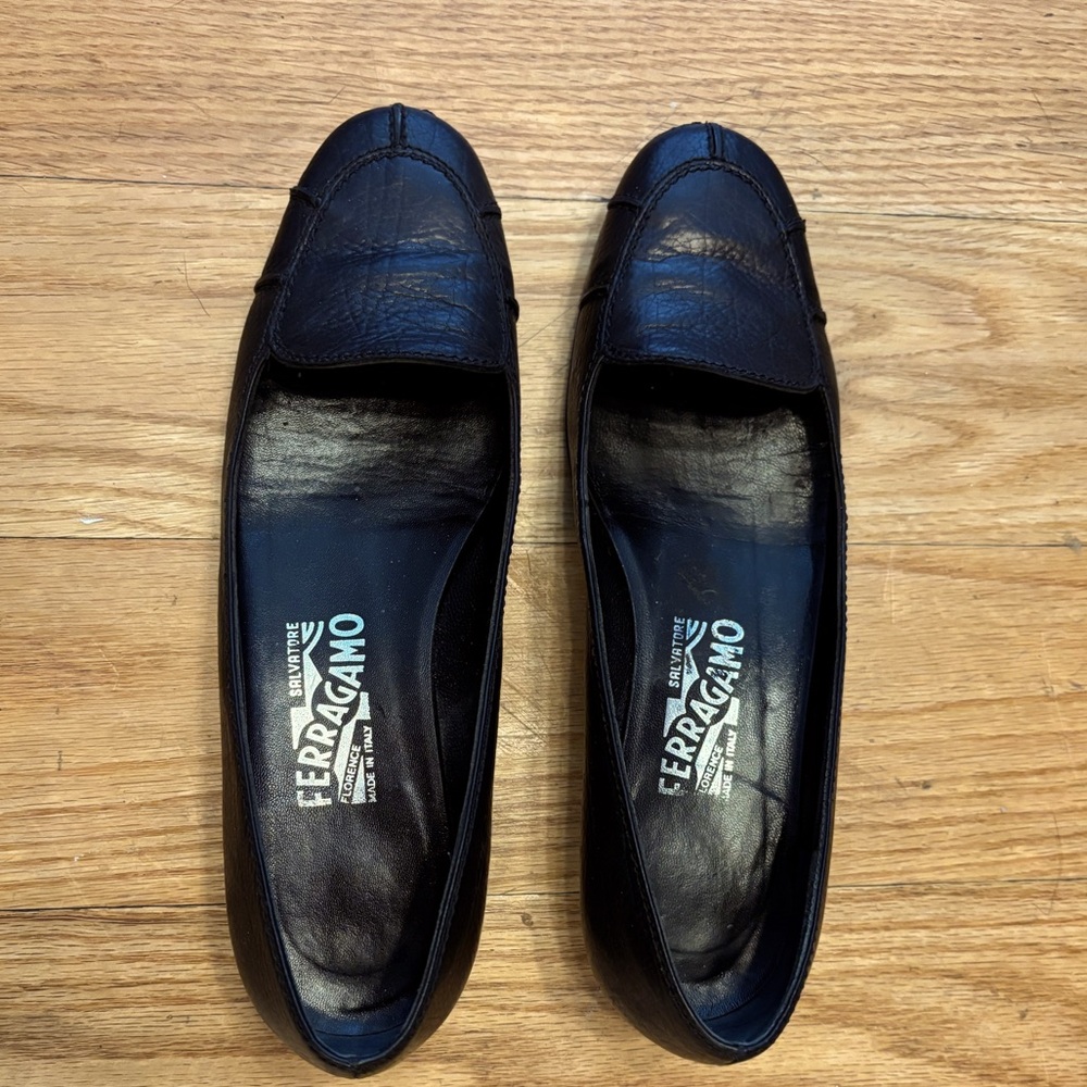 Ferragamo Black Leather Flats